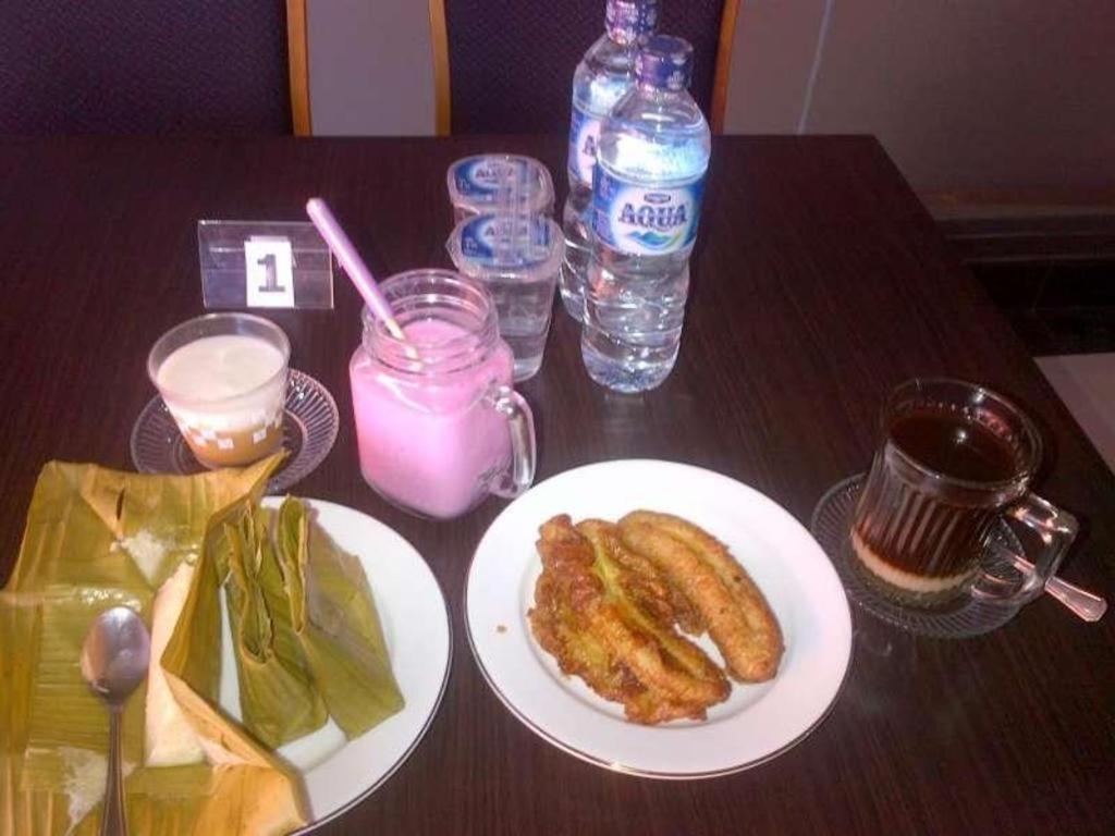 Erin Int Hotel Makassar Luaran gambar